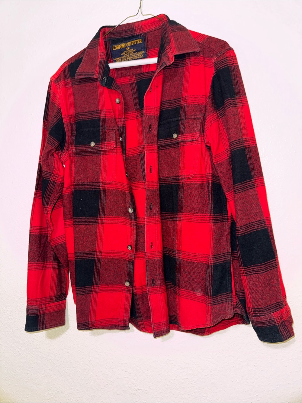 Comfort Outfitter Men Long Sleeve Red & Black Buffalo Plaid Button-Up Shirt Sz M